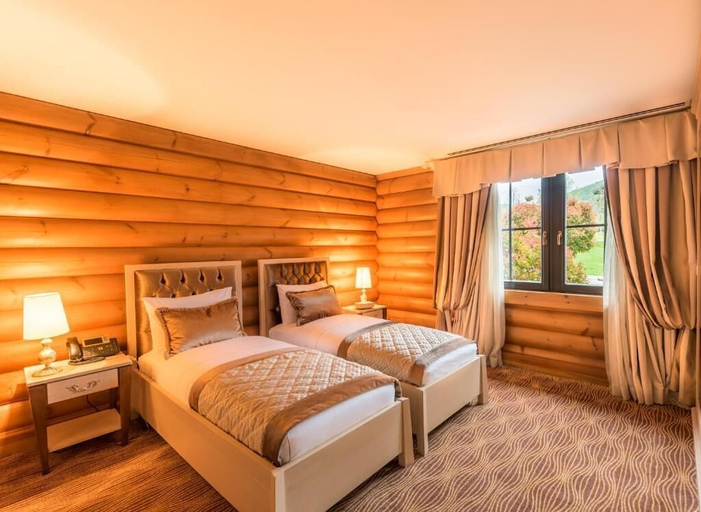 Room 4, Quba Palace Hotel & Golf Resort, Quba