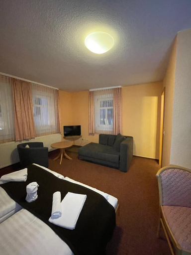 Bedroom 2, Poseidon Hotel, Bergstraße