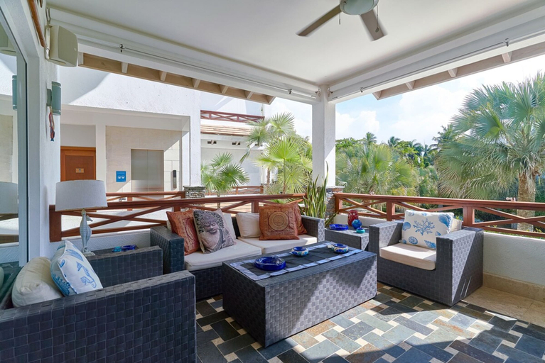 Room 4, 3BR Beach Escape Terrenas Pool Family Balcones, Las Terrenas