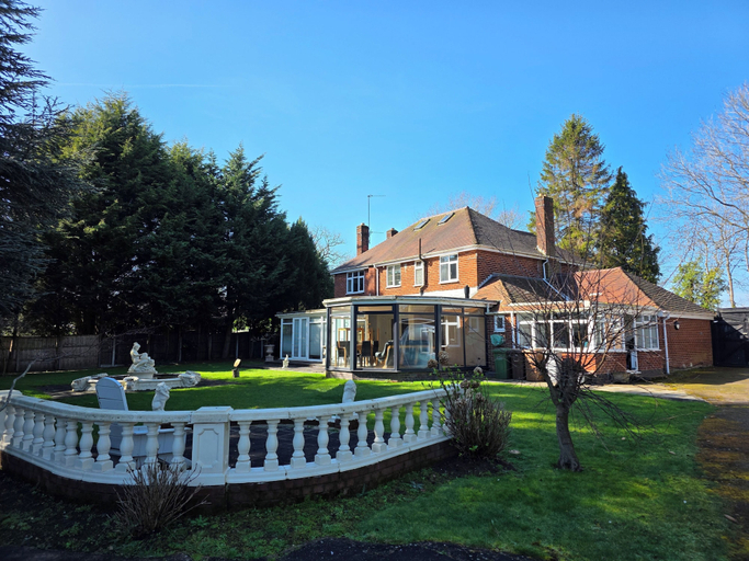 Property grounds 2, Redlands, Solihull