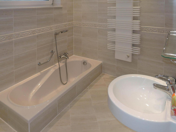 Bathroom 3, Holiday Home near Baltic Sea Beach, Kamień