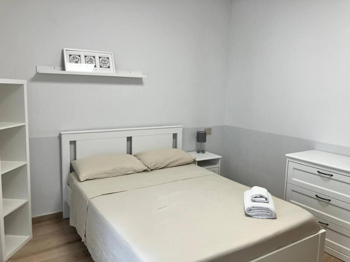 Bedroom 3, Grattacielo Rooms, Torino