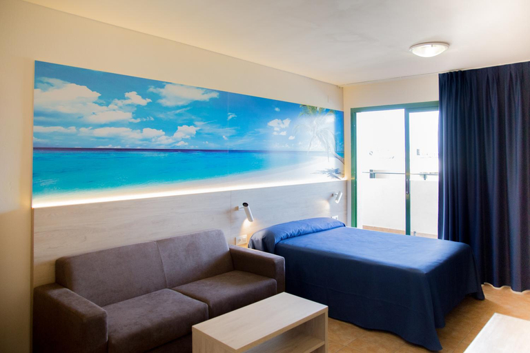 Bedroom, Festival Village Salou Apartments, Tarragona