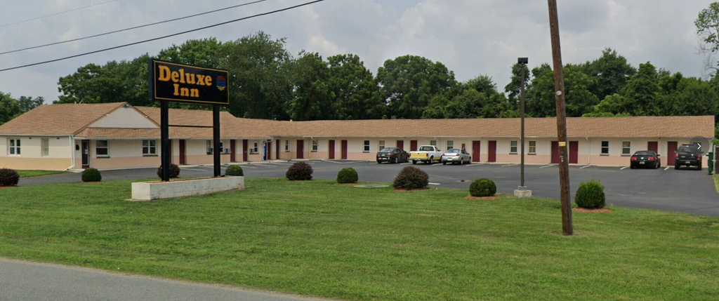 Exterior, Deluxe Inn Elkton, Cecil