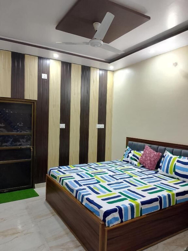 Room 3, Bhardwaj Darbar, Chandauli