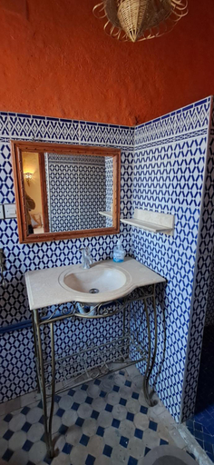 Bathroom 4, Riad Berber, Errachidia