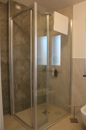 Bathroom 3, TENUTA BELVEDERE, Isernia