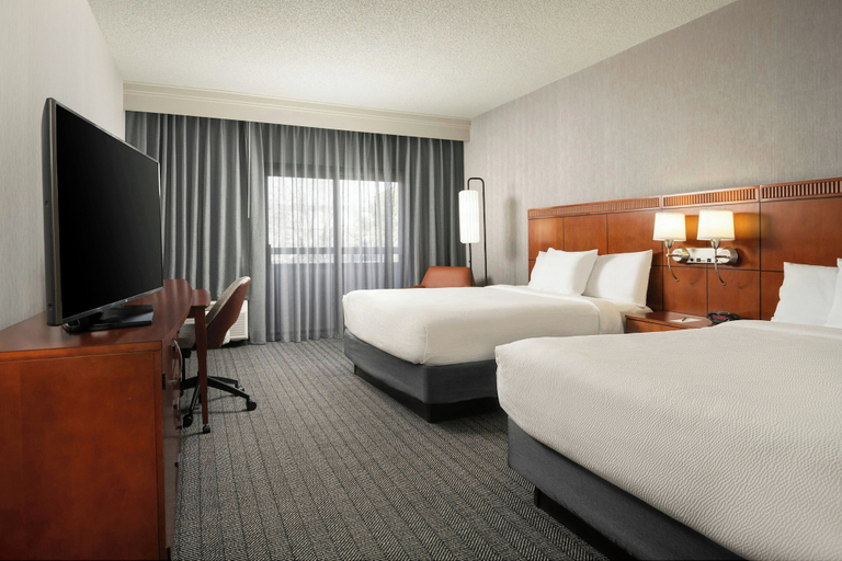Bedroom 5, Courtyard by Marriott Albuquerque Airport, Bernalillo