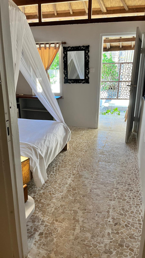 Bedroom 3, Café Gili Beach Bungalows, Lombok