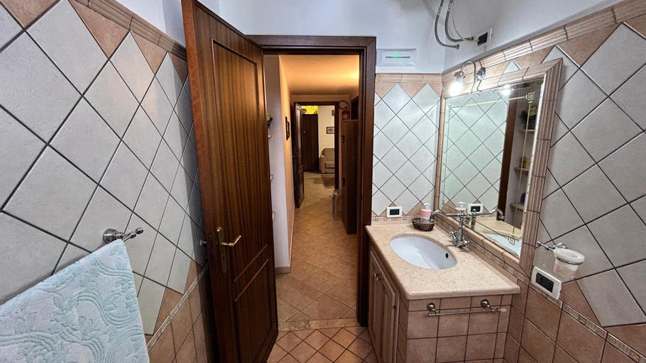 Bathroom 3, SEA LIVING SICILIA APARTMENT, Palermo