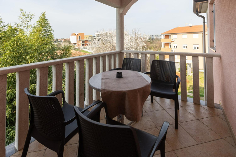 Others 5, House with apartments Dragica, Umag
