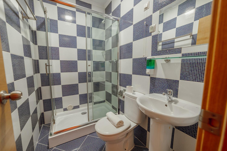 Bathroom 3, Hygge House Downtown, Lisbon