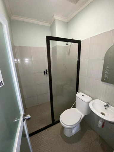 Bathroom 5, Take Guesthouse 2, Jambi