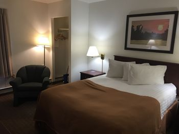Others 2, BA Hotel, Division No. 8