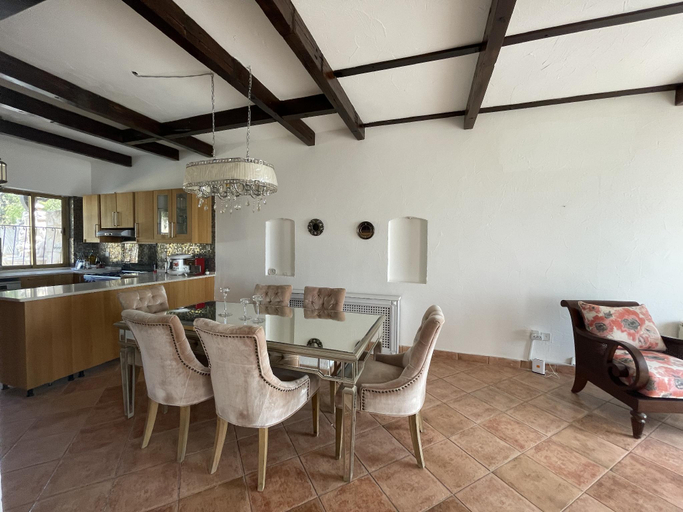 Others 5, Horizon 2 Cozy Villa, Salt