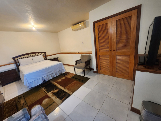 Bedroom 3, Comfy Haven