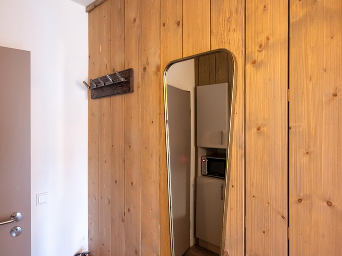Room 5, Couple Stay at Hambachtal Holiday Park, Birkenfeld