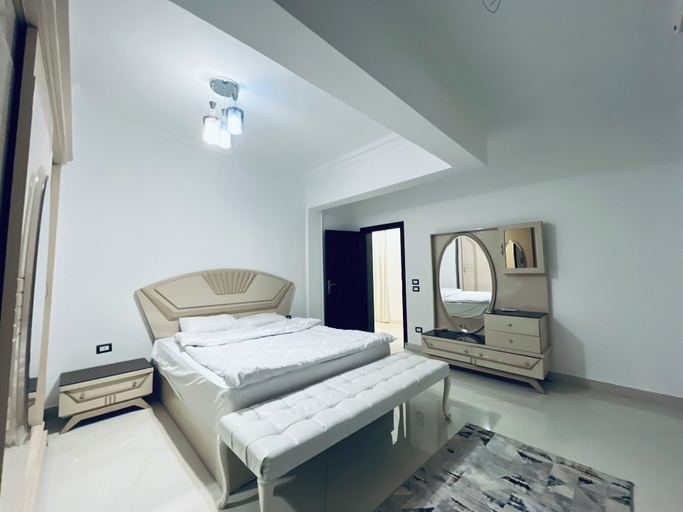 Room 5, ELITE Premium 6BR Family Villa with Pool, New Cairo City