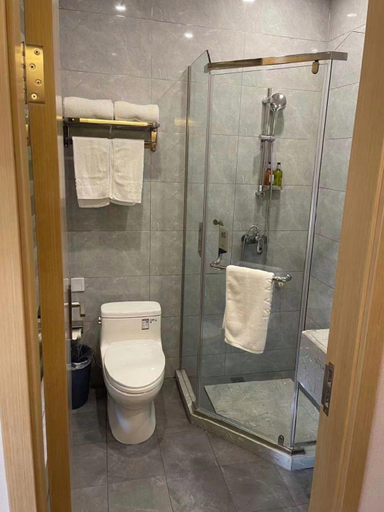 Bathroom 3, Borrman Hotel Shnaghai Baoshan Yangtai Road, Shanghai