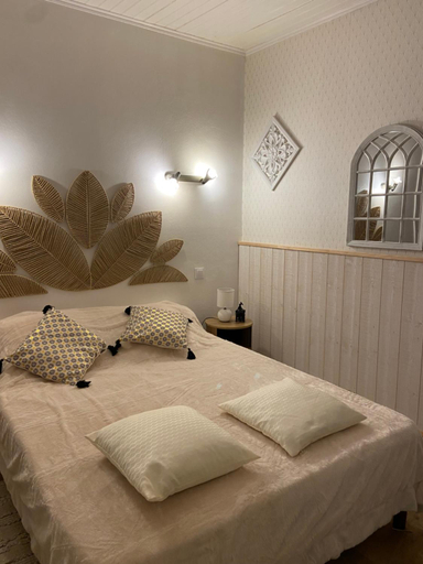 Bedroom 2, Le pre du val, Dordogne