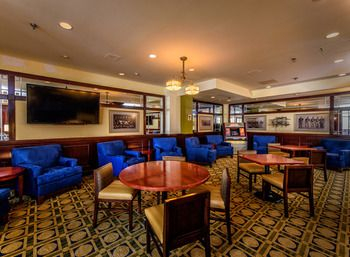 Others 3, DoubleTree by Hilton Canton Downtown, Stark