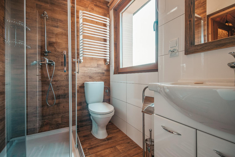 Bathroom 3, Pokoje Goscinne Goraleczka, Nowy Targ
