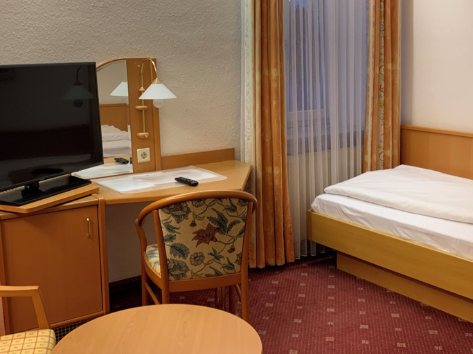 Bedroom 2, Arthotel ANA Panorama, Trademark Collection by Wyndham, Ostallgäu