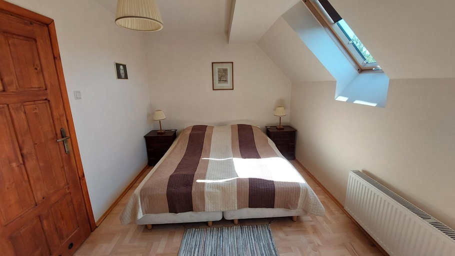 Bedroom 2, Tulin, Lesko