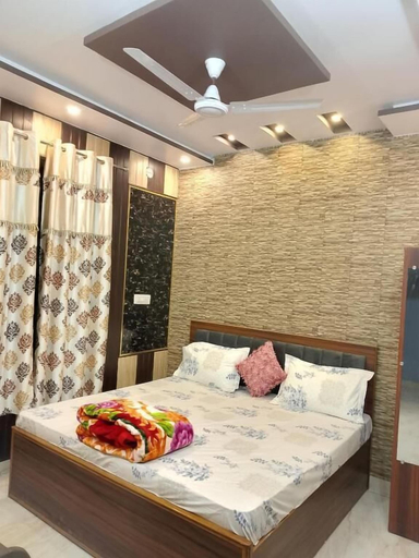 Room 2, Bhardwaj Darbar, Chandauli