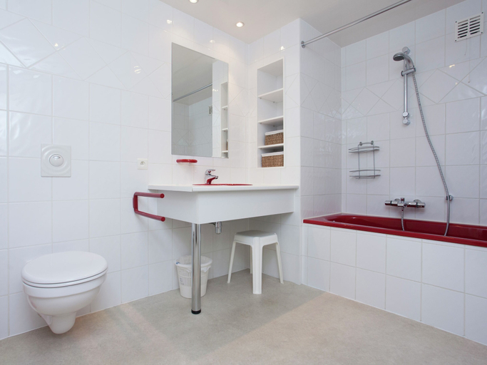 Bathroom 3, Cozy Family Home in Humain, Luxembourg