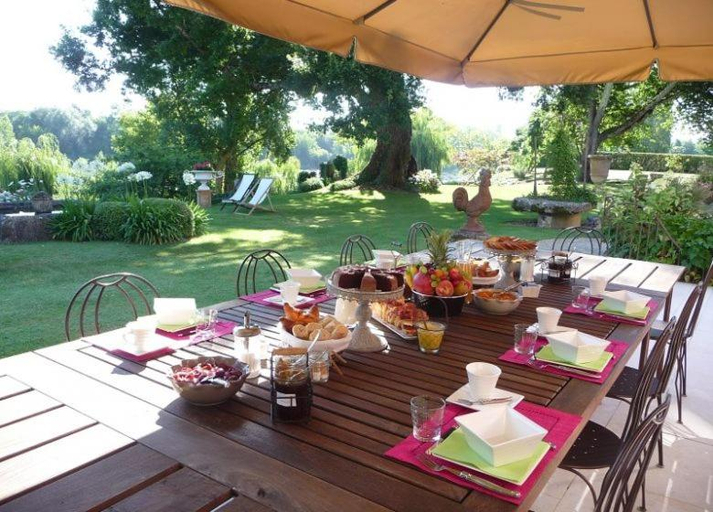 Food & Drinks, Domaine de Grande Font - Chambres d'Hotes, Gironde