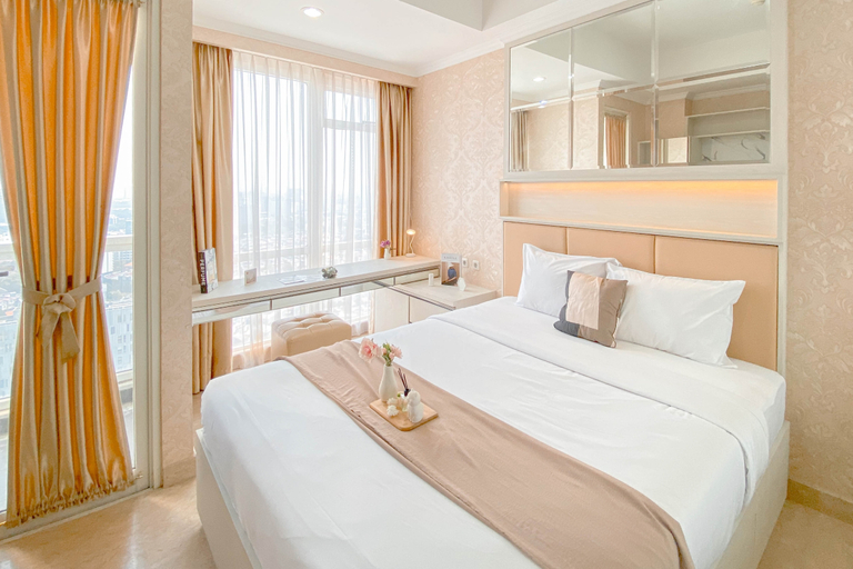 Bedroom 4, Peaceful Beige Studio at Menteng Park Apartment By Travelio, Jakarta Pusat