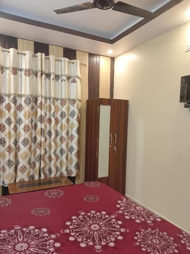 Room 4, Bhardwaj Darbar, Chandauli