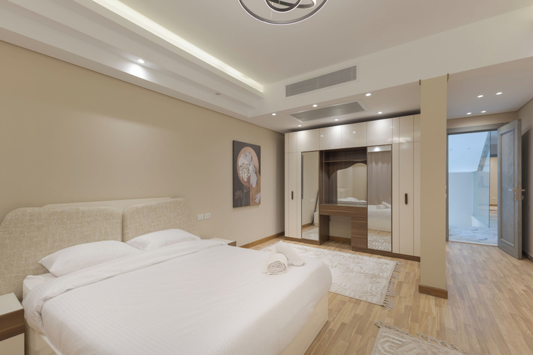 Room 3, ELITE Luxury 4BR Villa PalmHills Golf Ex, Unorganized in Al Jizah