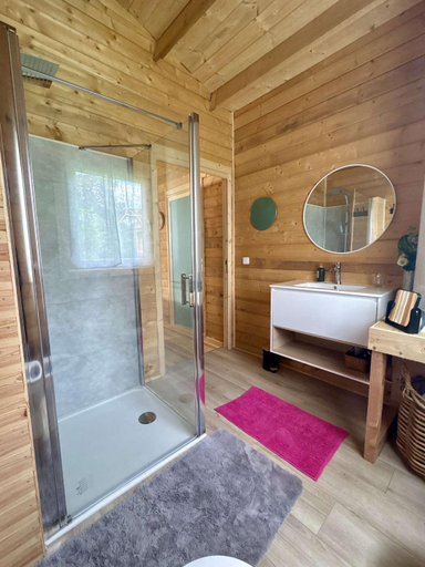 Bathroom, O Village, Territoire de Belfort