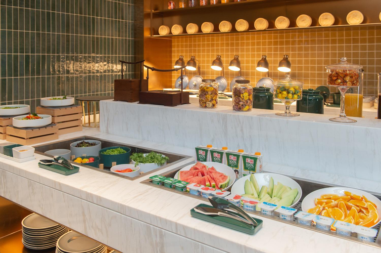 Food & Drinks 5, Manxin Jinzhou Central Street Raiway Station, Jinzhou
