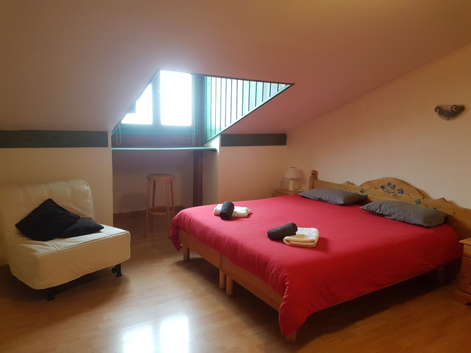 Bedroom 3, LA MAISON DE JOSEPHINE, Hautes-Alpes