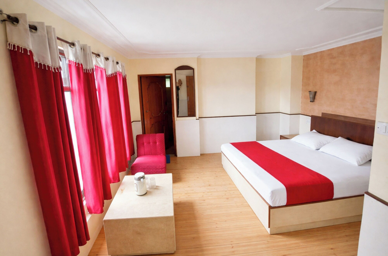 Room 3, Hotel The Harbansh Near Mall Road, Shimla