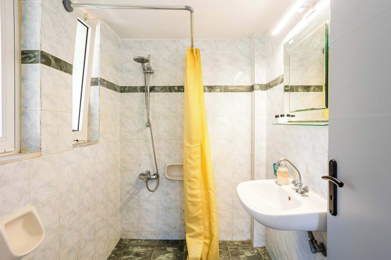 Room 4, Beachfront Nest Memi Koroni-Seaheaven House B1, Peloponnese