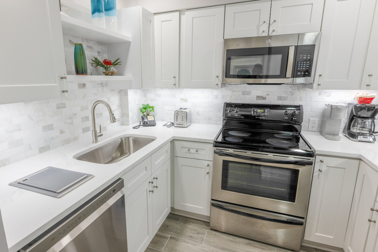 Private kitchen 3, 112 Arrowhead Unique Lakefront 2br At Kingston 2 Bedroom Condo, Horry