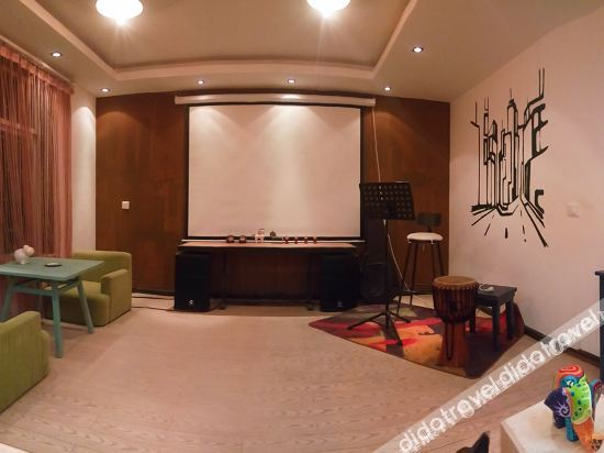 Others 5, Like Sunshine Youth Hostel, Dali Bai