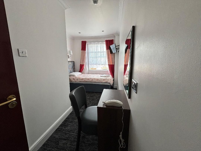 Bedroom 4, Stanley House, London