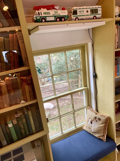 Room 5, Historic Canal Home on Nature Preserve, Somerset