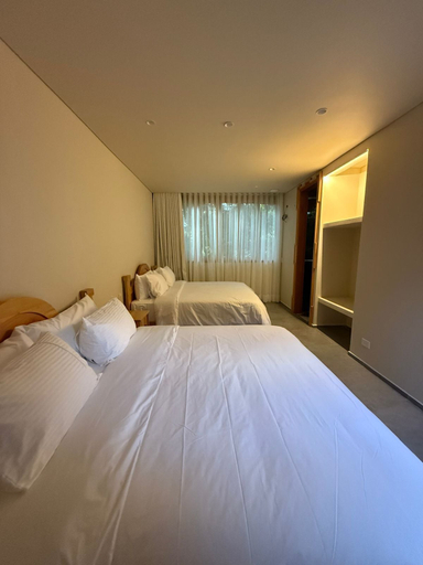 Room 3, Hacienda La Amalia, Venecia