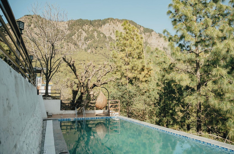 Pool, PREMIUM HOTEL BLUE P-I-N-E PALACE, Nainital