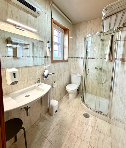 Bathroom 2, Residencial Portas do Sol, Valença