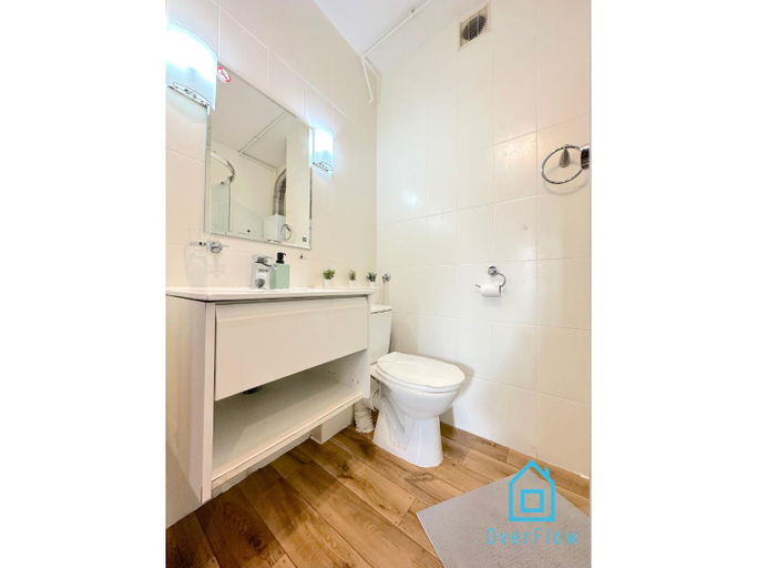 Bathroom, Creative Room - 10 Minutes to Gdansk Old Town & Seaside, Gdańsk City