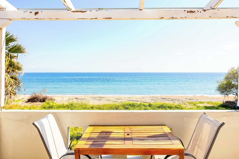Room 1, Beachfront Nest Memi Koroni-Seaheaven House B1, Peloponnese