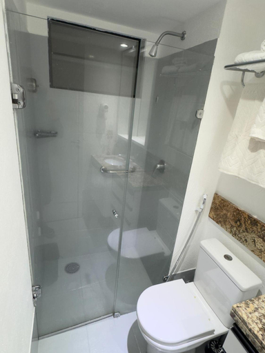 Bathroom, Plaza Suites Ponta Negra, Natal