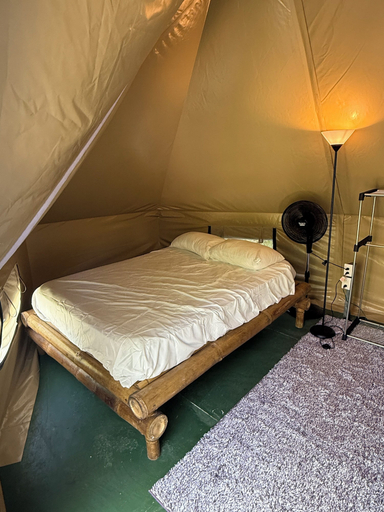 Room 2, Kritajna Safari Resort, Aguirre